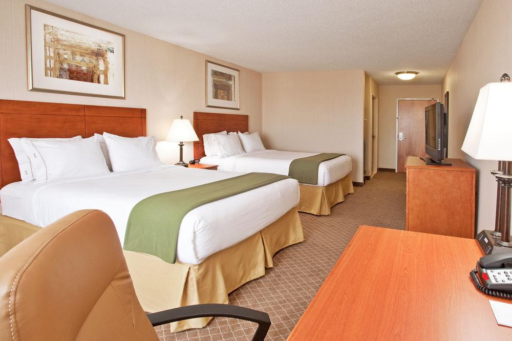 Holiday Inn Express Hotel & Suites Bay City By Ihg Zewnętrze zdjęcie
